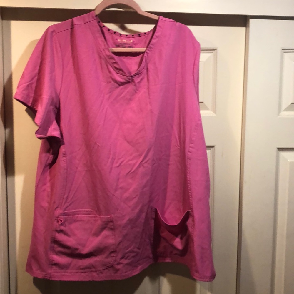 Pink HeartSoul scrub top size 3x